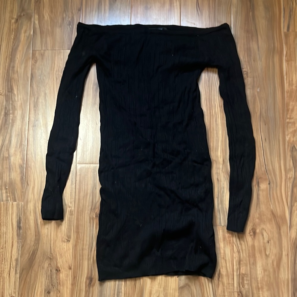 Forever 21 Off-shoulder dress SM